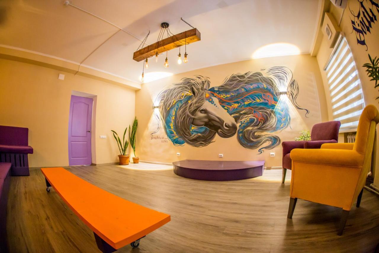 West Point Soul Hostel アルマトイ エクステリア 写真