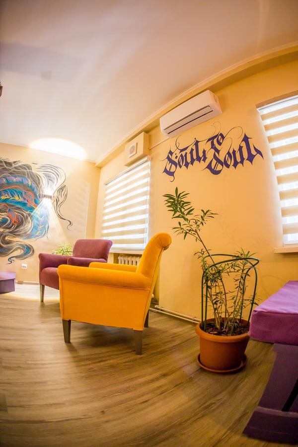 West Point Soul Hostel アルマトイ エクステリア 写真