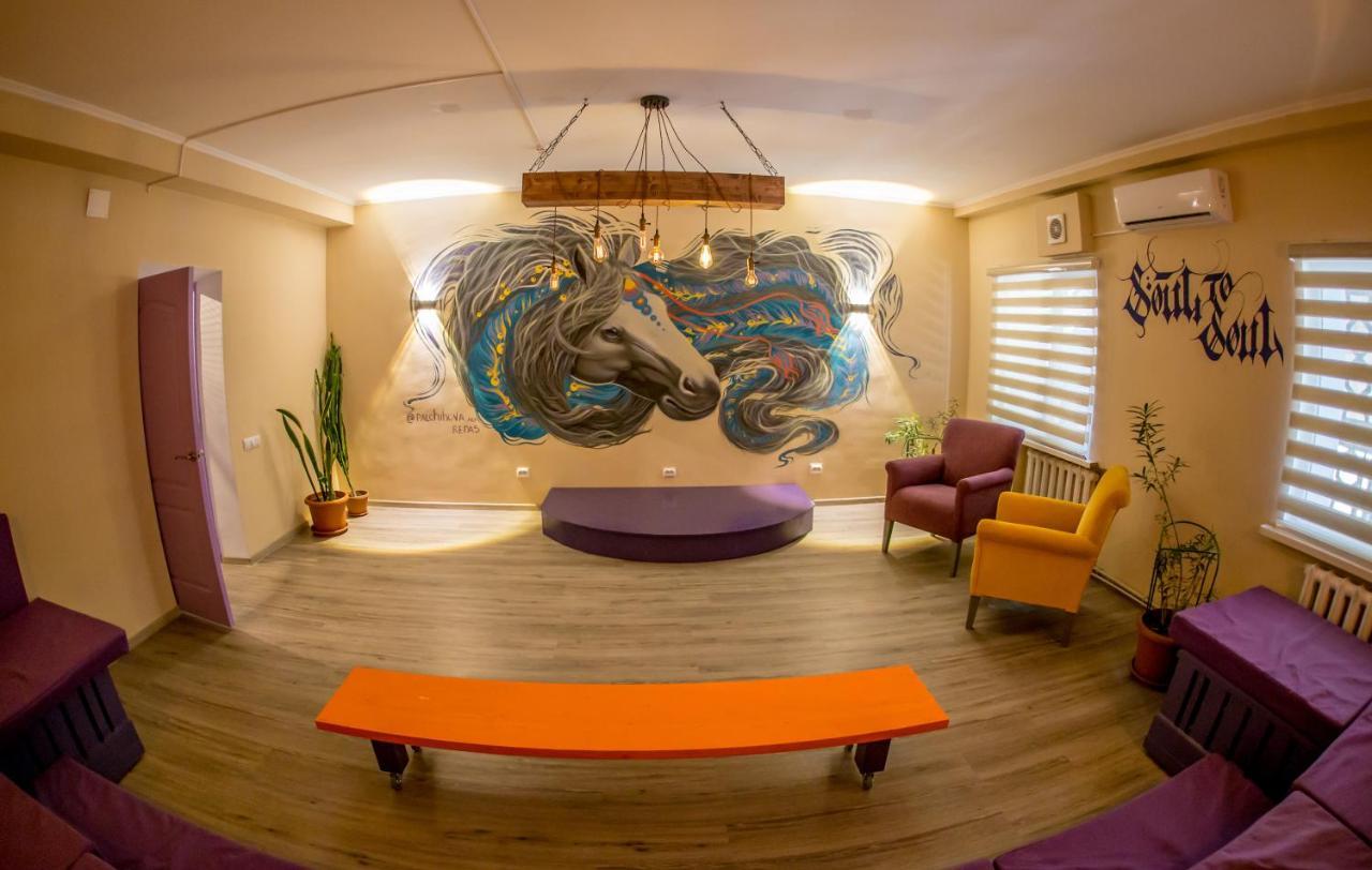 West Point Soul Hostel アルマトイ エクステリア 写真