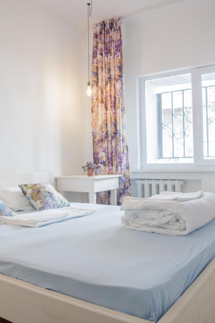 West Point Soul Hostel アルマトイ エクステリア 写真